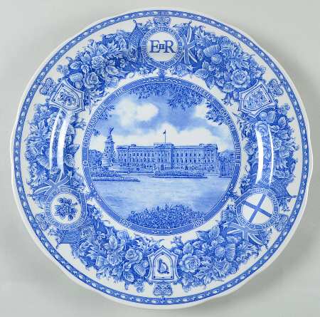 Spode Royalty Giftware Elizabeth Ii Golden Jubilee Plate - No Box