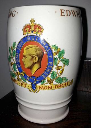 Spode Royalty Giftware Edward Viii Coronation Vase - No Box
