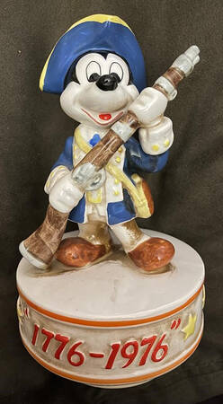 Disney Music Box Bicentennial Mickey-Yankee Doodle - Boxed