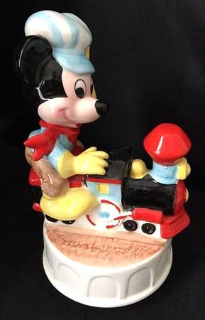 Disney Music Box Mickey-Working On The Railroad - Boxed