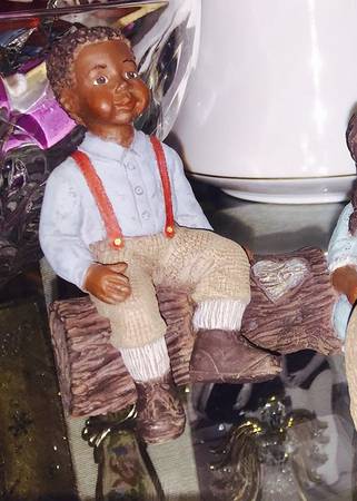 Sarah's Attic Figurines Love - Boxed