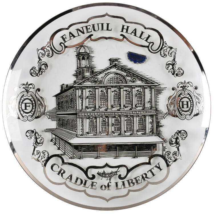 American Heritage Plate Fanfeuil Hall - Boxed