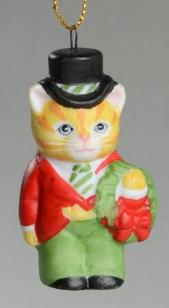 Kitty Cucumber J P Buster With Wreath - Mini - No Box