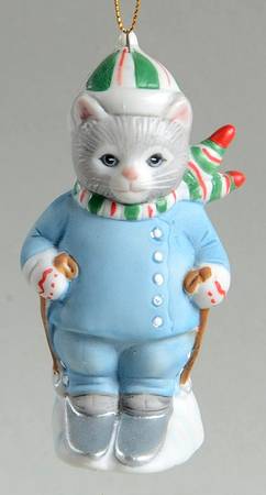 Kitty Cucumber Albert Skiing - No Box