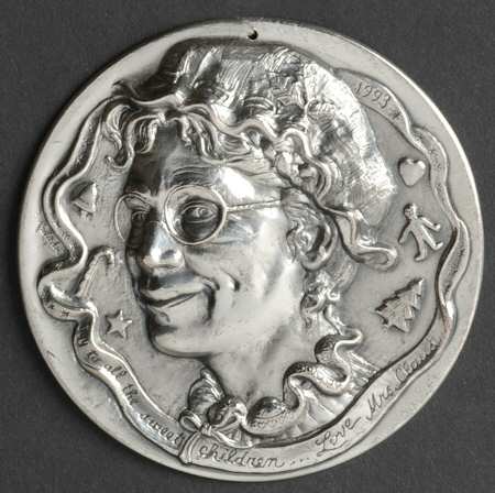 Sculpture Workshop Sterling Mrs Claus - Boxed