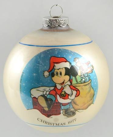 Disney Mickey Ball Ornament 1977 Mickey Mouse As Santa Clause - Boxed