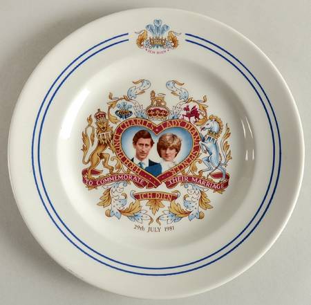 Royalty Commemoratives Prince Charles & Lady Diana Marriage - No Box