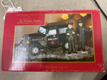 Village Collection On The Beat-Set Of 3 - Boxed