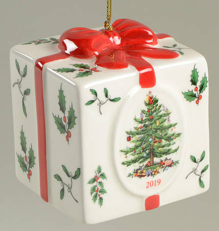 Annual Gift Box-Christmas Tree 2019 Holiday Gift Box - With Box Bx2019