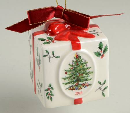 Annual Gift Box-Christmas Tree 2016 Holiday Gift Box - With Box Bx2016