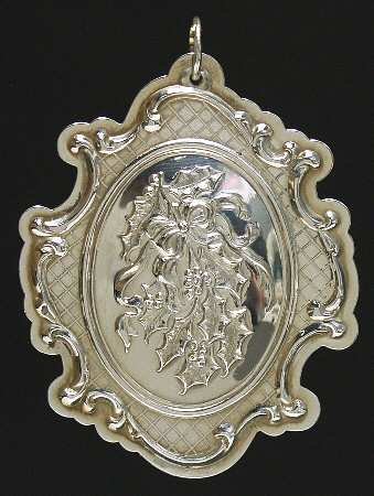 Flowers of Christmas Medallion Holly - Boxed