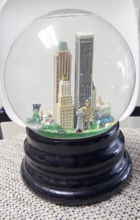 Three Jays Musical Waterglobe Tulsa, Ok - Boxed