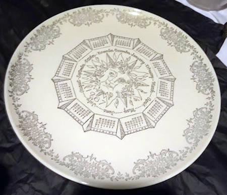 Calendar Plate 1967 - No Box