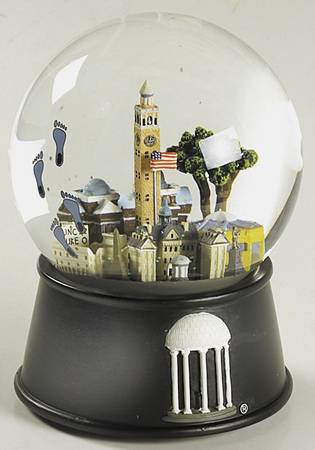 College Campus Snowglobe University Of North Carolina - With Box
