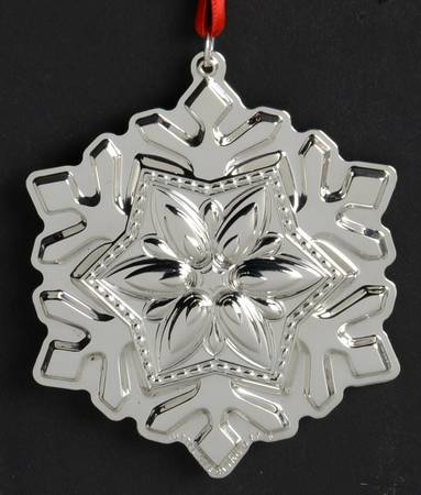 Annual Snowflake 2016 Annual Snowflake - Boxed