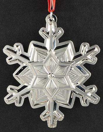 Annual Snowflake by Tuttle