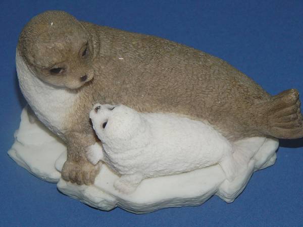 Stone Critters Harp Seal & Pup - With Box