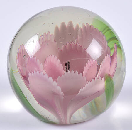 Art Glass Paperweights Pink Flower-Round - No Box