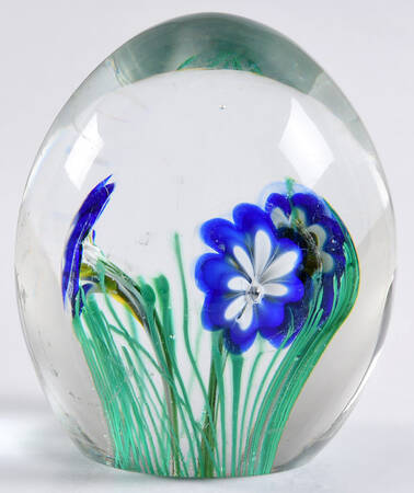 Art Glass Paperweights Egg-Blue,Bhite Flowers,Grass - No Box