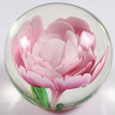 Art Glass Paperweights Pink Flower,4 Green Petals - No Box