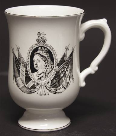 Royalty Giftware Victoria Diamond Jubilee Cup - No Box