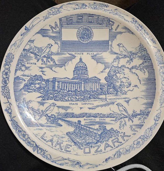 City Plates Lake Ozark Missouri - No Box-Missouri Motif 4-Blue