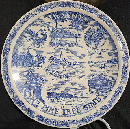 State Plate Maine - The Pine Tree State - No Box-Maine Motif 3- Blue
