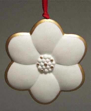Merry Ornaments Golden Flower - Boxed