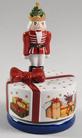 Nostalgic Melody Nutcracker, Turning - Boxed
