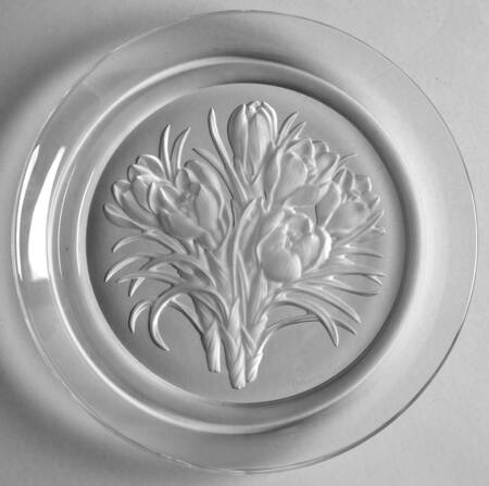 Vinardi Crystal Flower Plates Crocus - No Box