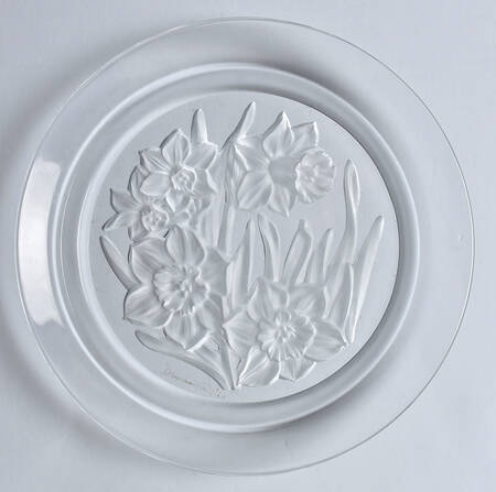 Vinardi Crystal Flower Plates Daffodils - No Box