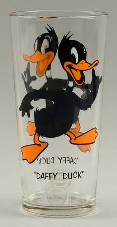 Looney Tunes 1973 Daffy Duck-16 Oz - No Box