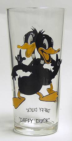 Looney Tunes 1973 Daffy Duck-16 Oz - No Box