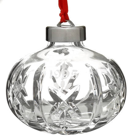 Annual Crystal Ball Ornament 1995 - No Box