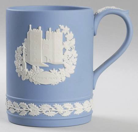 Jasperware Christmas Mug Lambeth Palace - Boxed