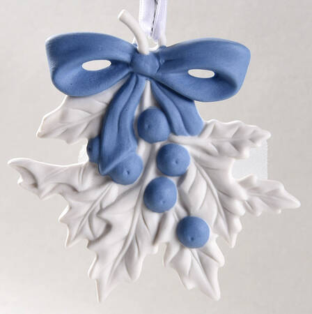 Wedgwood Christmas Ornament Holly - Boxed