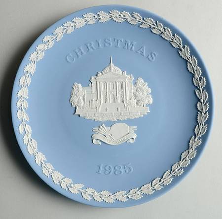 Jasperware Christmas Plate Tate Gallery - Boxed