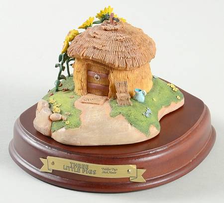 Enchanted Places Fifer Pig's Straw House - Boxed