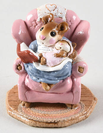 Mice Baby Sitter - Pink Chair - Boxed