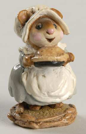 Mice Prudence Pie Maker - Boxed