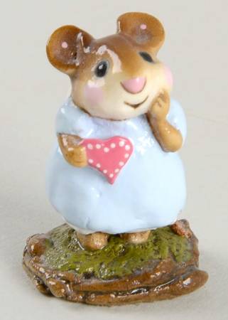 Mice Sweetheart-Mouse Holding Small Heart - With Box