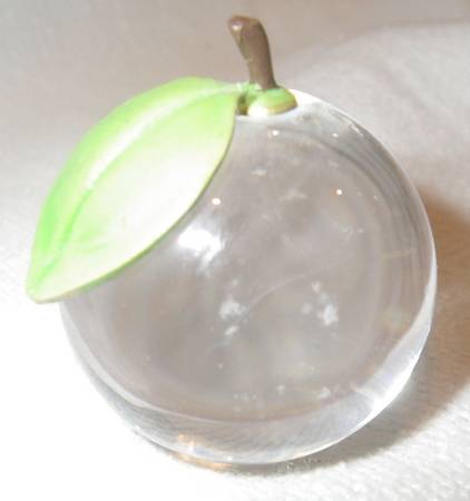 Orchard of Good Fortune Apple - With Box