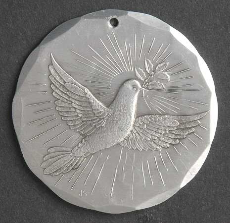 Annual Aluminum Ornament Peace Dove - Boxed