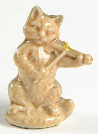 Wade Whimsies Cat In The Fiddle-Yellow - No Box