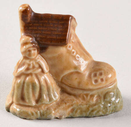 Wade Whimsies Old Woman In The Shoe - No Box 159