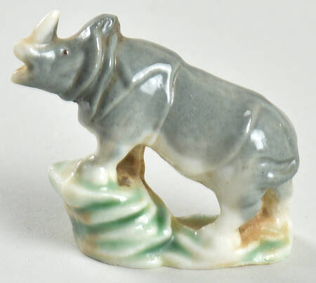 Wade Whimsies Rhino Climbing Green Rocks - No Box