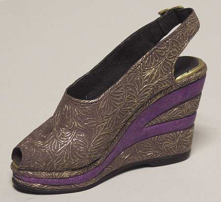 Classic Golden Leaf - Boxed