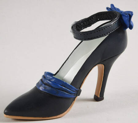 Exclusives Tuxedo Blue - No Box