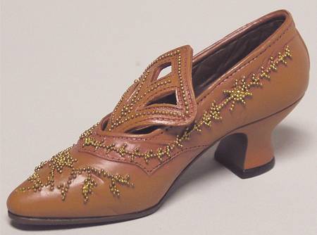 Shoes of the Century Courtly Riches - Boxed