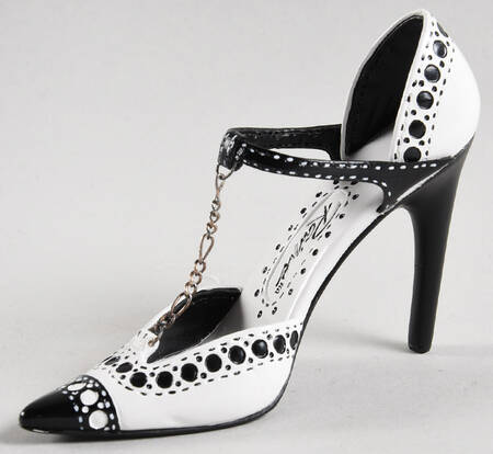 Just the Right Shoe Spectator - Boxed